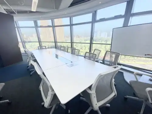 望京金辉大厦精装修带家具随时看房双面采光高层视野出租办公楼租赁北京我爱我家