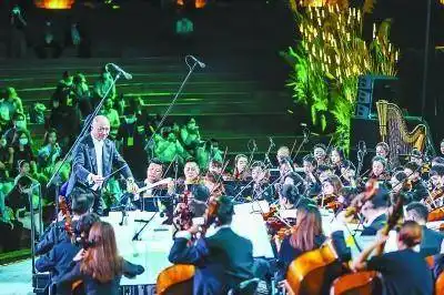 森林里,有爱乐之城的模样