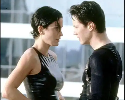 黑客帝国4内地定档明年1月14日,票房凉凉了