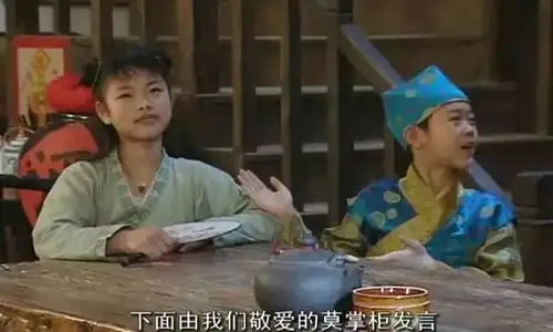 被嘲最丑的小戏骨,如今华丽转身也能美的很耀眼