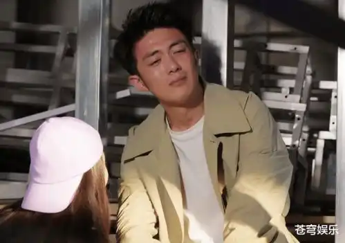 亲爱的挚爱的晒角色剧照,男女主养眼,好几个配角换人好可惜