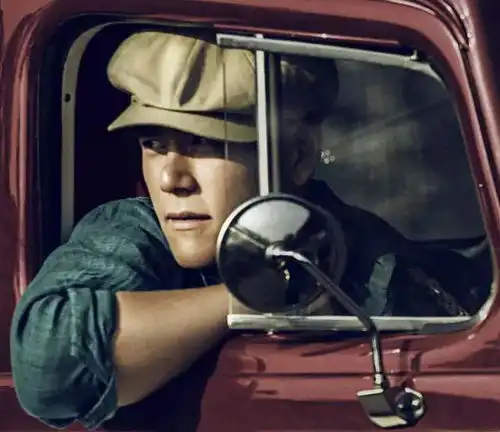 我是姜文,你猜我现在是稳如泰山还是慌得一批