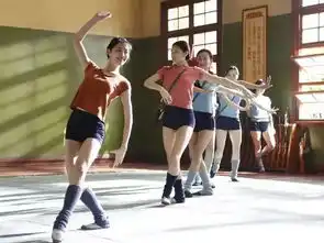 25岁入围金马奖,这个折腾的姑娘,却是不折不扣的搞怪咖