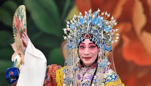 梅葆玖五周年忌日,一曲梨花颂成为绝响,坚守是一辈子的事