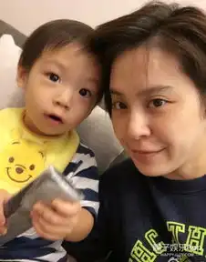 还记得终极一家里的夏美吗,她现在长这样
