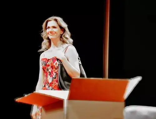 诺奖之雪在中国首演中国大戏院上演中外好戏
