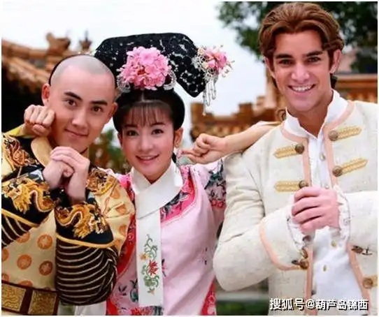 新还珠格格如果放在现在,小燕子会依旧选择永琪,还是班杰明
