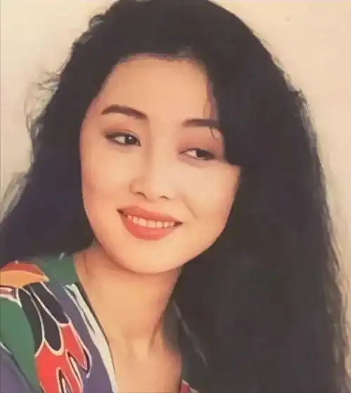当年,刘威给刘蓓打电话我要在北京租房子,你有门路没
