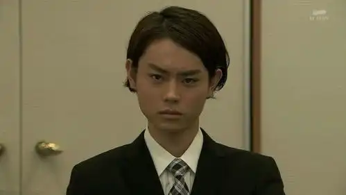 说他丑,什么眼神