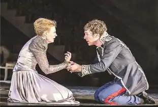 李健鸣不必奉经典为神圣,可以借用经典说自己的话
