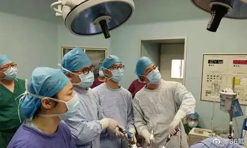 27岁女子生吃荸荠体内取出2条虫,医生不要生吃荸荠