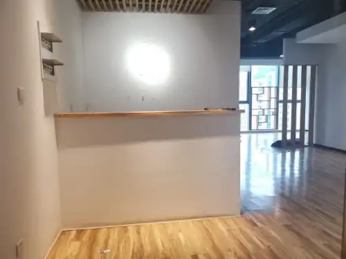 望京诚盈中心户丨户型方正丨地铁直达丨120平精装修出租办公楼租赁北京我爱我家