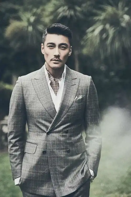 有人说,高以翔的颜值,外表和内在,碾压所有男星,不敢苟同