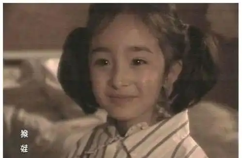 原创明星压箱童年照,孙俪好喜庆,古天乐反差最大,黄渤长亏了