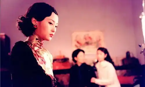 当舞女嫁赌徒帮丈夫强暴亲妹妹恨之入骨,半生悲凉