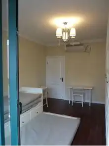 卧室背景墙简约风格儿童房装修图片效果图
