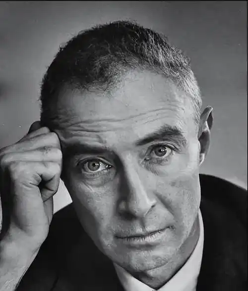 杨振宁跟李政道为何互怼60年