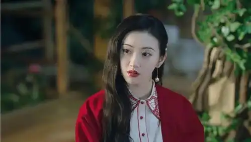 学校开除,整容失败,烂片女王,强捧不红的景甜,却因御姐翻红