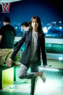 李钟硕韩孝珠七夕虐狗w两个世界时尚大盘点

