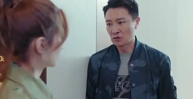 当一个人改头换面,最想做的事情就是站在之前拒绝自己的人面前