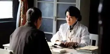 她是一代人女神,晴格格只能给她做配被曝相恋蒋欣男友,还惨遭手撕
