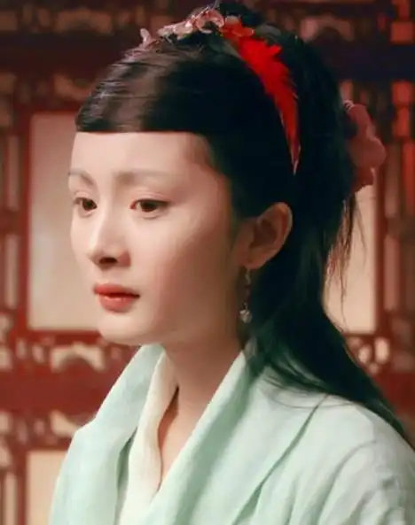 赵丽颖vs杨幂,同样是怀孕后复工,差别为什么这么大呢