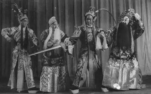 皮黄闲扯之三十闹朝扑犬
