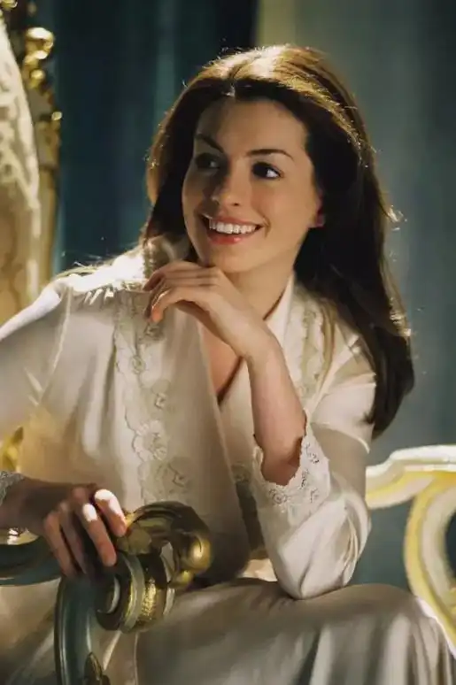 安妮海瑟薇,为艺术献身的女神,这身材简直绝了你喜欢她吗