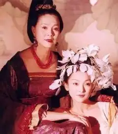 周迅的古装,是华语女星最灵动和最有生命力的,不信有多图为证
