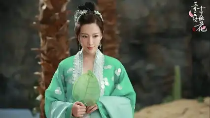 三生三世十里桃花中有三位公主对夜华一见倾心,夜华最爱白浅,而最恨她
