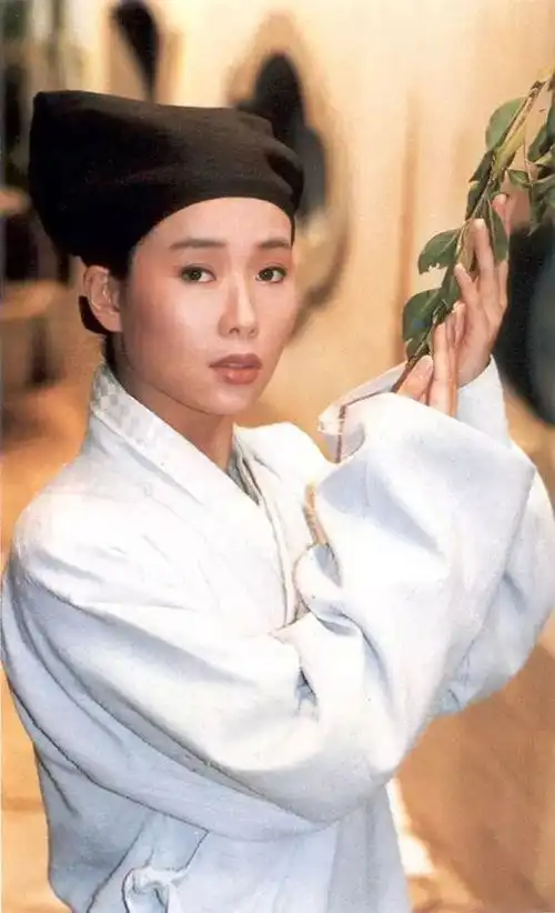 香江忆旧录一个嫁富商,一个嫁高管,当年媲美张曼玉的两大美人结局如何
