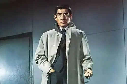 从他开始,东方硬汉有了模样
