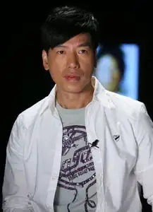 张耀扬电影全集,张耀扬古惑仔图片,张耀扬老婆是谁个人资料照片2
