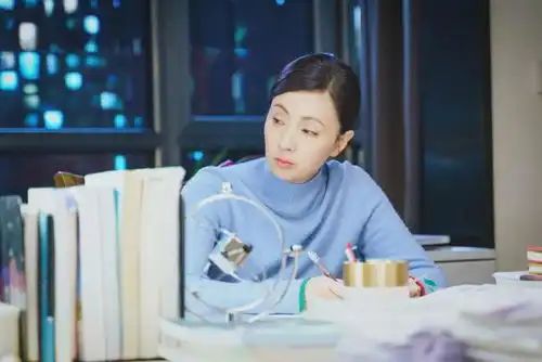 我和妈妈,都是更年期受害者
