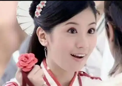 倚天屠龙记张无忌到底爱谁殷离小昭周芷若还是赵敏
