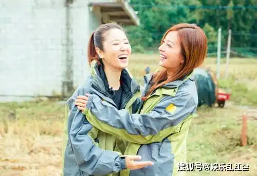 田馥甄晒照she合体郊游,画面唯美吸睛,他们同框上演回忆杀