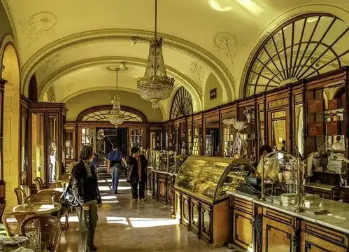 茜茜公主最爱的咖啡厅,就在布达佩斯