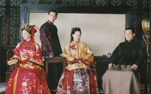 李少红赚够该离开了演员请就位真正赢家不是牛骏峰而是她丈夫
