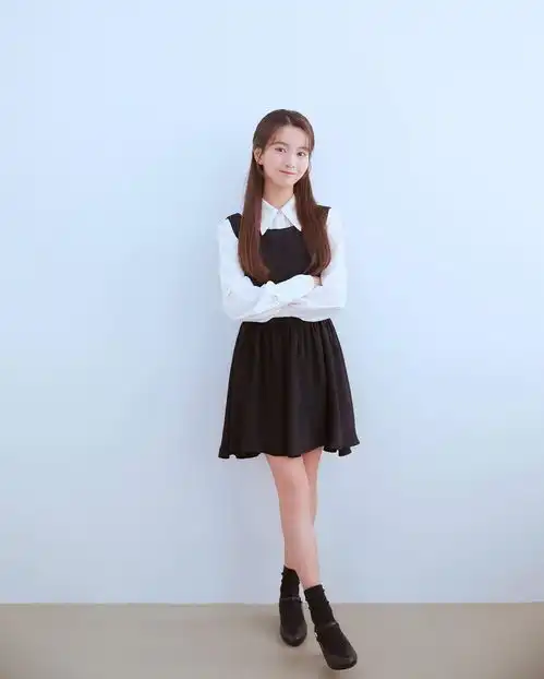 组图7号房的礼物小女孩长大了近照曝光仙气爆表惊艳韩网