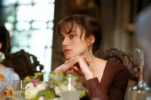 一个女孩纹身说明什么