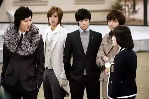 土味女孩沈月的新版流星花园你们看行不行
