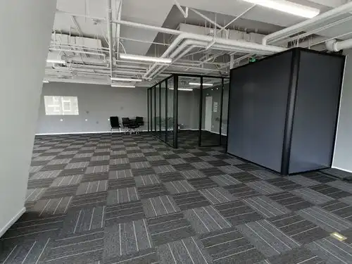 望京soho户型方正视野开阔正对电梯交通便利业主直租出租办公楼租赁北京我爱我家