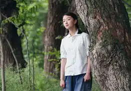 2011女星凶猛王菲捞钱赵薇护家
