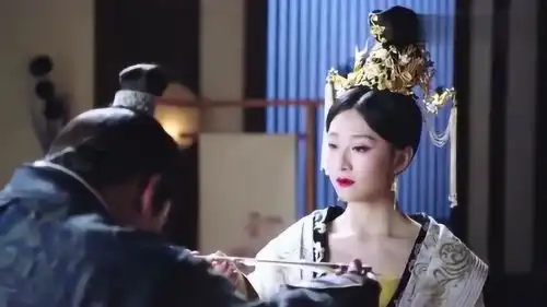 双世宠妃2皇上围猎,韦将军和贵妃设下圈套,是针对八爷
