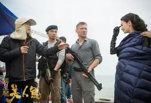 周星驰拍摄美人鱼的幕后照,亲自教雨绮如何勾邓超
