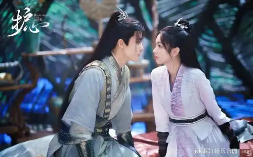 长月烬明快收官,仙侠剧又将霸屏,大花小花齐上阵,看你支持谁
