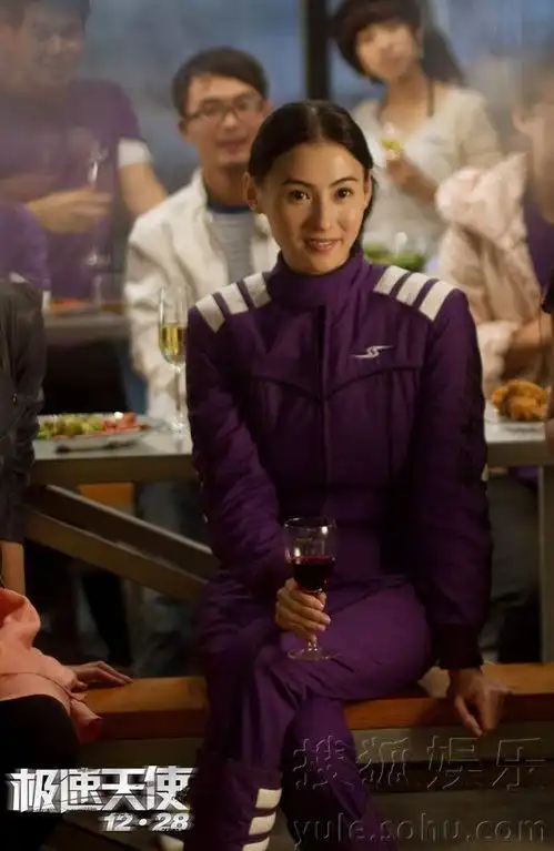 两位影后互相灌酒险烂醉刘若英怕抢汤唯风头
