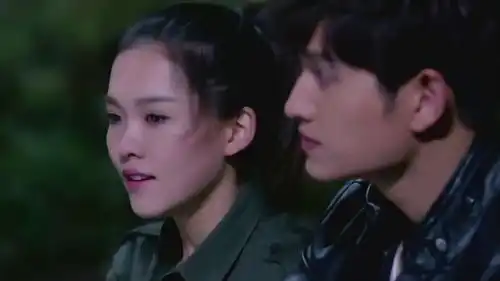 麻辣变形计火狼女对白鲨爱答不理,白鲨满眼失落
