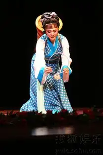 全国地方戏剧目展演越剧黄道婆剧照