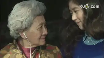 林妙可素颜现身中戏复试,结果大家都盯着苹果女孩李凯馨看
